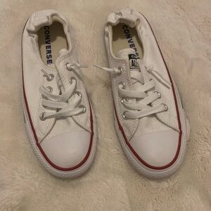 New without tags Women’s size 7 Chuck Taylor All Star Shoreline Canvas